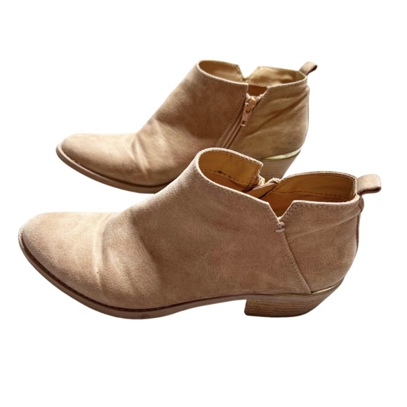 Qupid Women's Suede Chestnut Brown Beige Gold Accent Zip Up Ankle Boot Booties - Picture 6 of 16